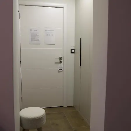 Vista * リバルスカ・バンヤ